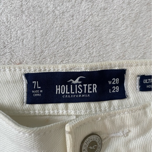 Hollister Jeans Size 28W/29L Color White - Picture 2 of 6
